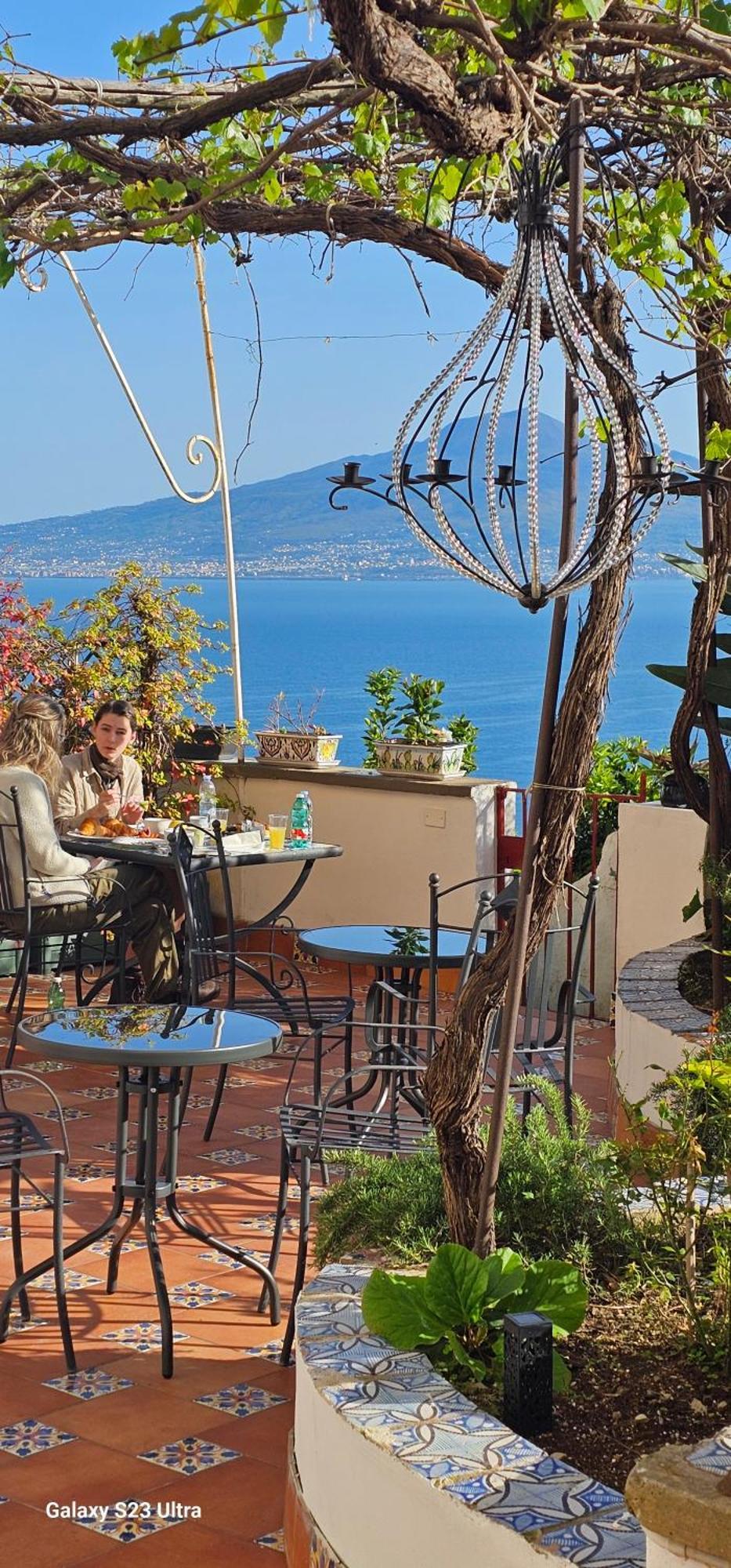 Dimora Del Conte Sorrento Coast Seaview Apartment Vico Equense Ruang foto