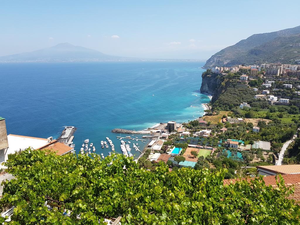 Dimora Del Conte Sorrento Coast Seaview Apartment Vico Equense Bagian luar foto